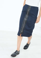 Load image into Gallery viewer, Contrast Zipper Skirt in Navy