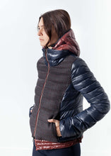 Load image into Gallery viewer, Cinosura Coat in Navy