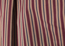 Load image into Gallery viewer, Sheen Button-Up in Red/Tan