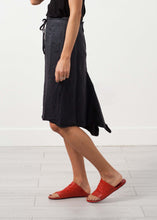 Load image into Gallery viewer, Double Pocket Skirt