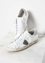 Load image into Gallery viewer, Low Top Sneaker