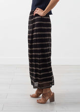 Load image into Gallery viewer, Owe Skirt