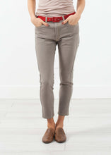 Load image into Gallery viewer, Belted Jeans