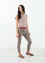 Load image into Gallery viewer, Belted Jeans