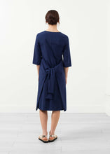 Load image into Gallery viewer, Sleeve Dress