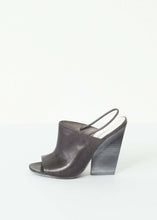 Load image into Gallery viewer, Mantello Heel
