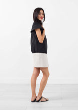 Load image into Gallery viewer, Sleeveless Cape Jacket