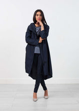 Load image into Gallery viewer, Wett Coat