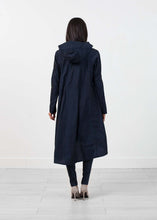 Load image into Gallery viewer, Wett Coat