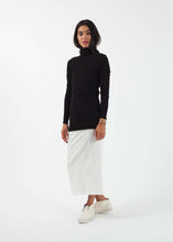 Load image into Gallery viewer, Turtleneck