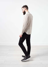 Load image into Gallery viewer, Patterned Button Up in Beige
