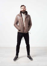 Load image into Gallery viewer, Peone Jacket in Khaki
