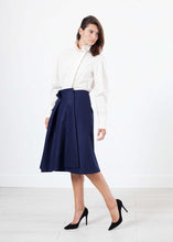 Load image into Gallery viewer, Full Collar Poplin Blouse in Off White
