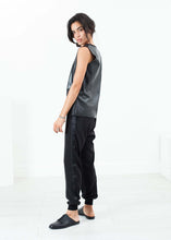 Load image into Gallery viewer, Camiliah Trouser in Black
