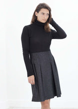 Load image into Gallery viewer, Pieghe Skirt
