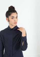 Load image into Gallery viewer, Wrinkled Tux Shirt in Navy
