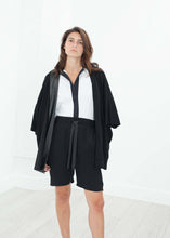 Load image into Gallery viewer, Nuit Shorts in Black
