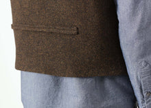 Load image into Gallery viewer, Kobe Vest in Brown
