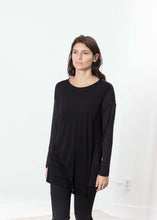 Load image into Gallery viewer, Laurier Tee in Black/Navy
