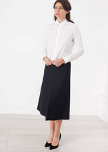 Load image into Gallery viewer, Tulle Pleat Skirt in Navy
