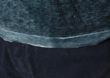 Load image into Gallery viewer, Melange T-Shirt in Navy/Black
