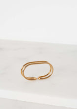 Load image into Gallery viewer, Ring 83 in Gold

