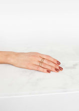 Load image into Gallery viewer, Ring 83 in Gold
