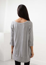 Load image into Gallery viewer, Berry Top
