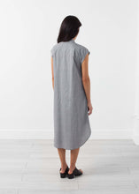 Load image into Gallery viewer, Embraced Tunic
