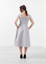 Load image into Gallery viewer, Robe Dress
