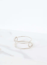 Load image into Gallery viewer, Bracelet 84 in Polished Silver
