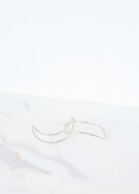 Load image into Gallery viewer, Bracelet 84 in Polished Silver
