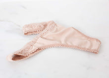 Load image into Gallery viewer, Low Rise Thong
