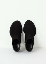 Load image into Gallery viewer, Camoscio Zip Heel
