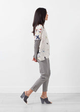 Load image into Gallery viewer, Long Sleeve Box Blouse
