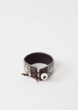 Load image into Gallery viewer, Leace Cuff
