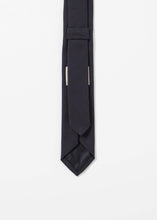 Load image into Gallery viewer, Basic Tie
