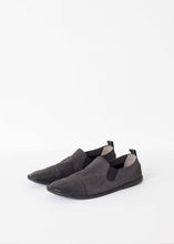 Load image into Gallery viewer, Low Chelsea Boot in Black
