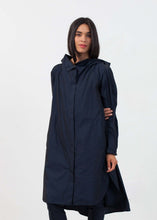 Load image into Gallery viewer, Wett Coat
