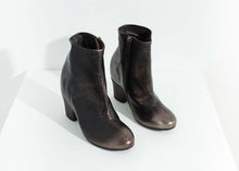 Load image into Gallery viewer, Scavata Ankle Boot in Bronze
