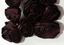 Load image into Gallery viewer, Rose Necklace in Red
